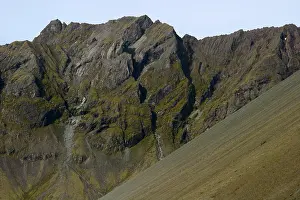 Europe Mountain Views Drucke: Fagredallur