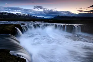 Europe River Landscapes Drucke: Godafoss