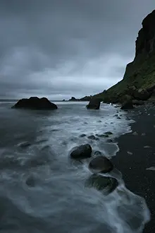Surfing In Europe Drucke: Vik