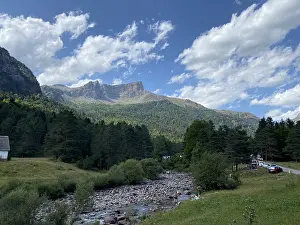 Mountain Scenery Europe Drucke: Landscape Pyrenees in Spain