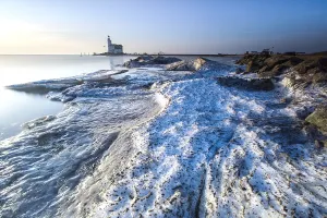 Long Exposure Lake Scene Drucke: Lighthouse Marken