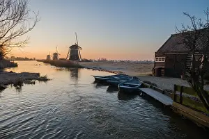 Winter Canal Scene Drucke: Three mills