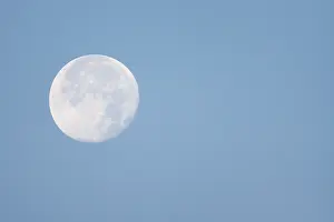 Clear Blue Sky Europe Drucke: Moon in close up