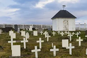 Europe Scenic Landscapes Drucke: Old Cemetery