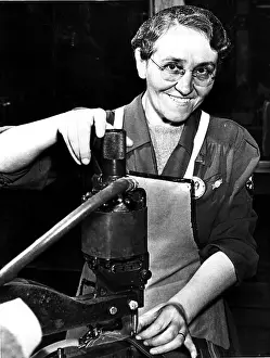 Women In Aviation Industry Drucke: Upholstering War Planes